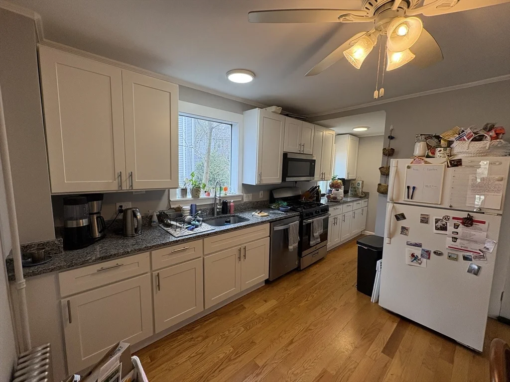 2 Willow Ter, Newton