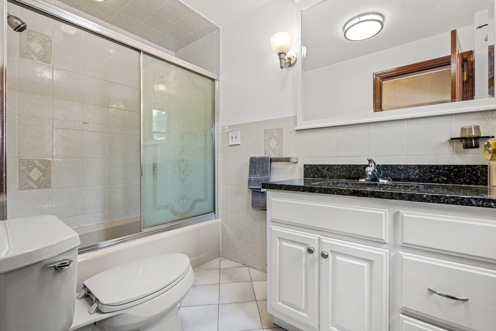 1 Via Marino, Medford