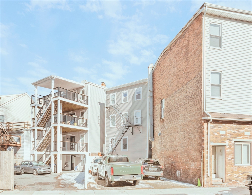 47 Mercer St, South Boston