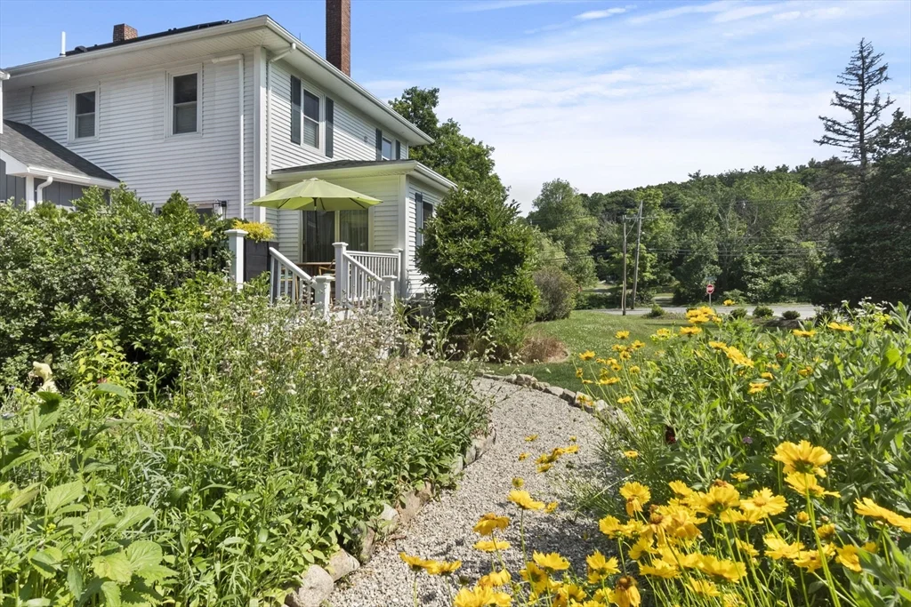 117 Eastern Ave, Essex