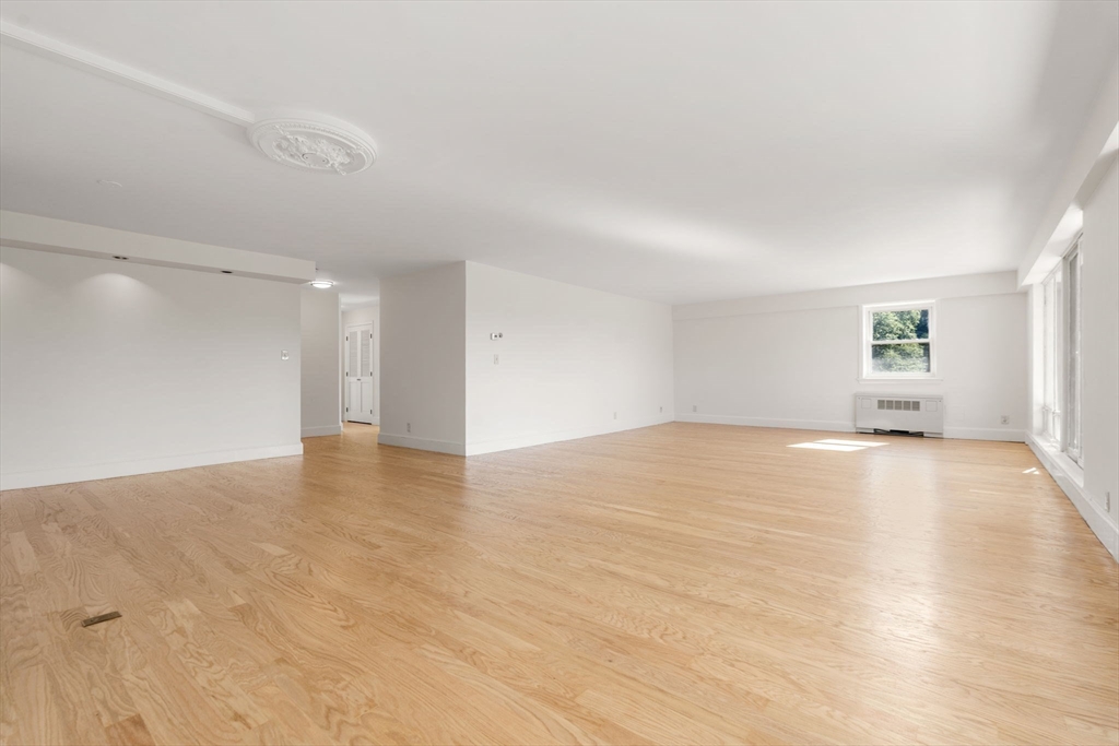 131 Sewall Ave, Coolidge Corner