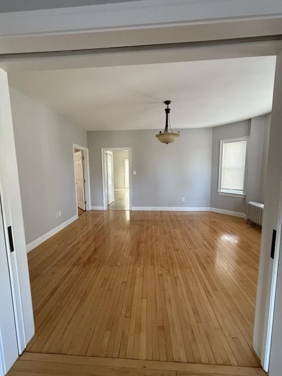 517 President, Fall River