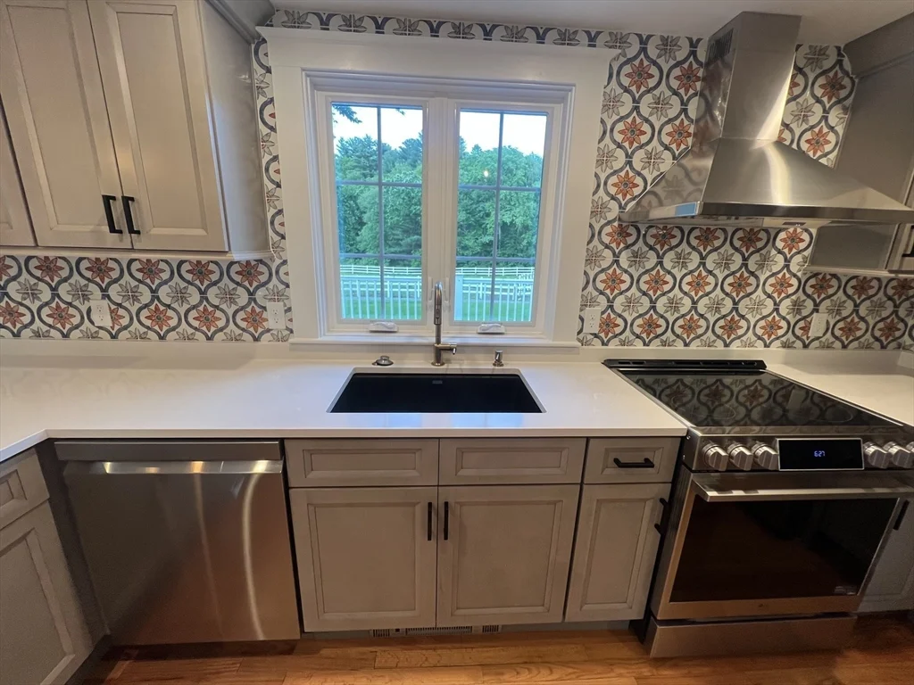 243 Dudley Rd, Bedford