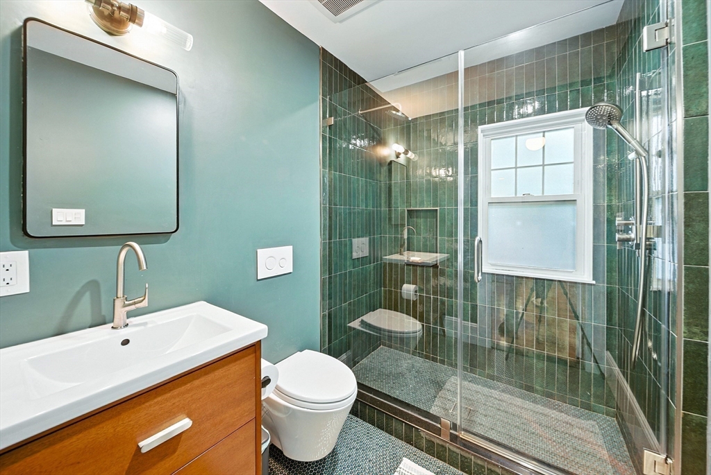 34 Lynde Ave, Wyoming