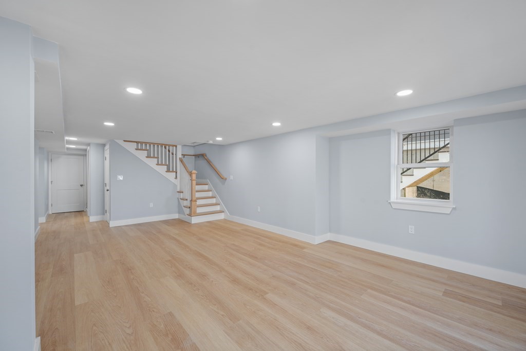 228 Bellingham Ave, Revere