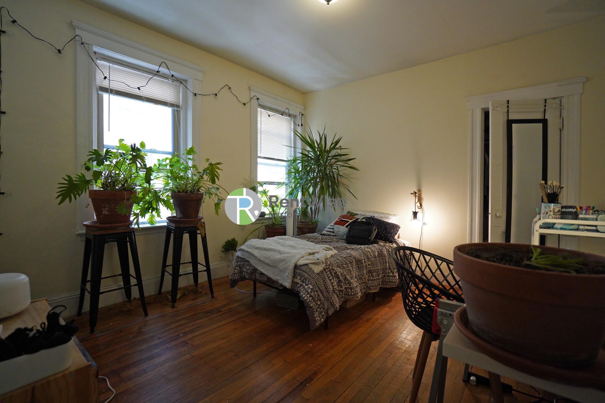 25 Queensberry St, Fenway