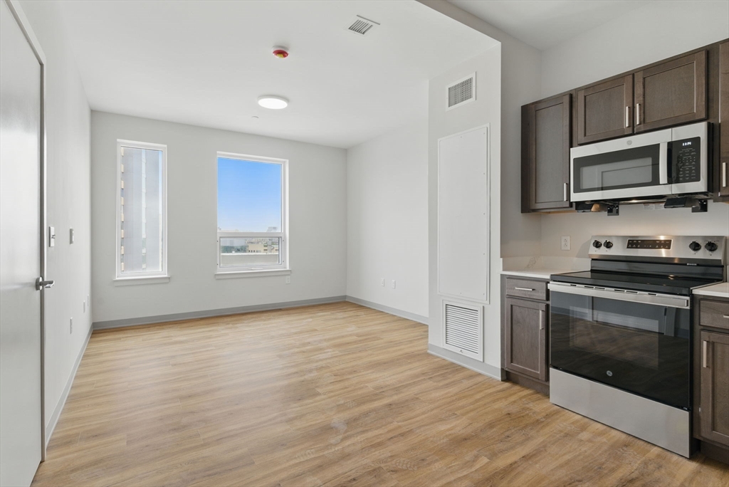 1170 Tremont St, South End