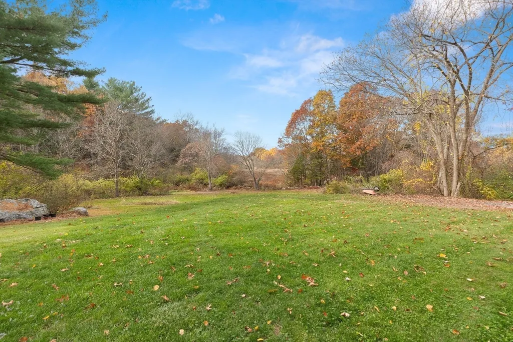 10 Deer Hill Farm Rd, Essex