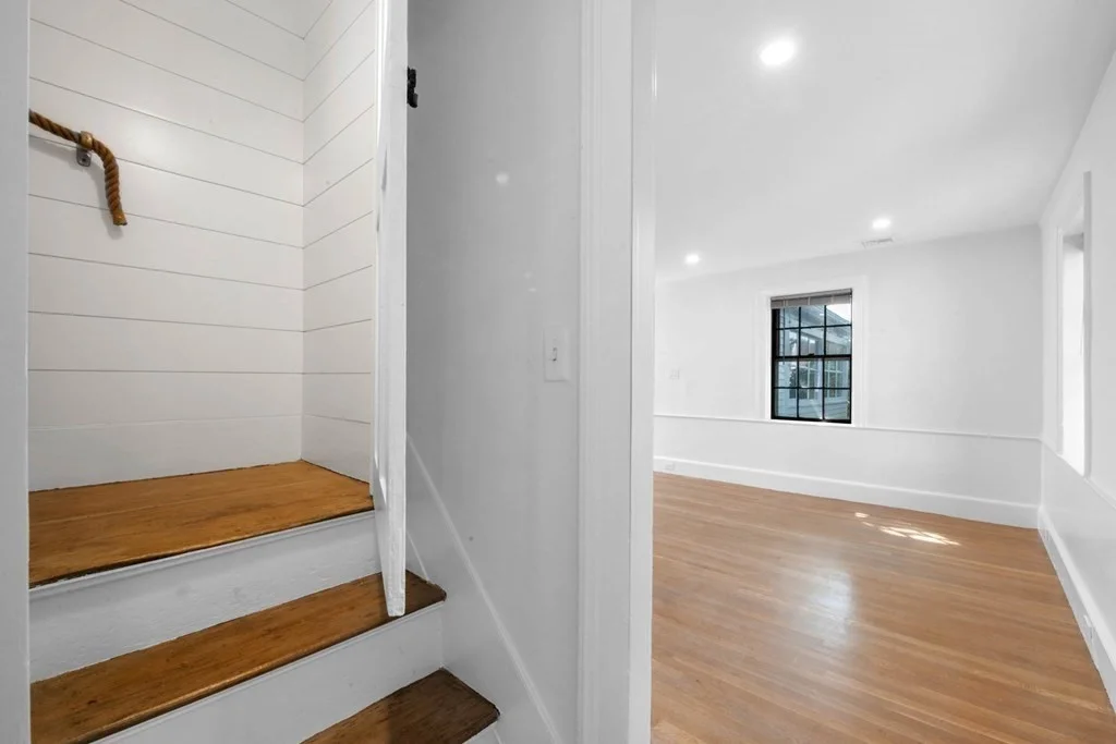 61 Front St, Old Town