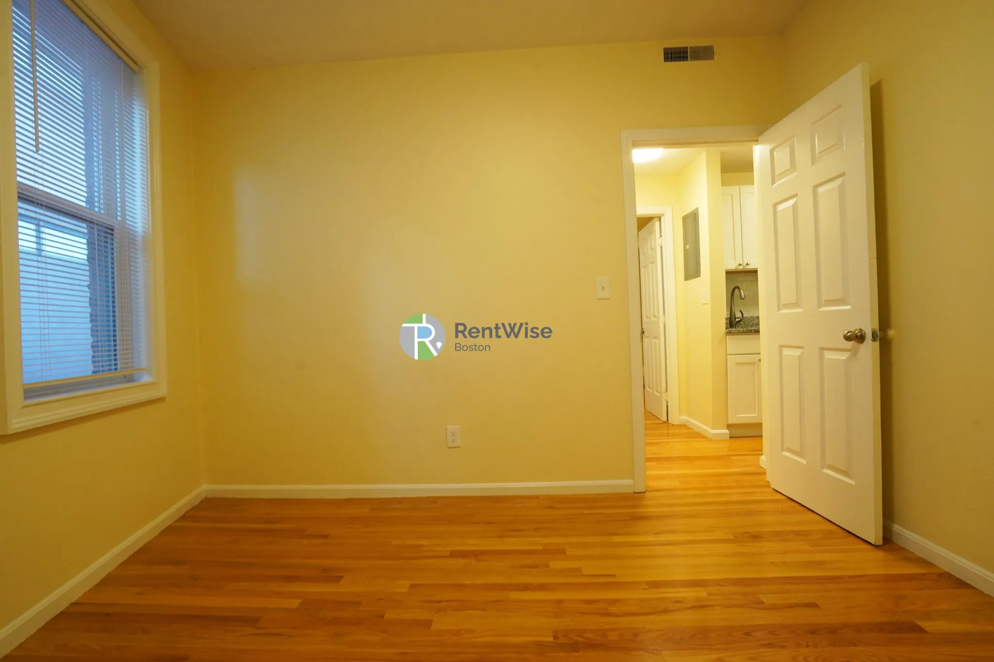 11 Lorraine Ter, Brighton