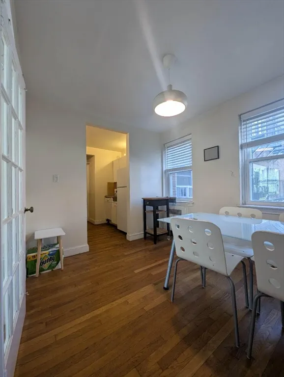 395 Broadway, Mid-Cambridge