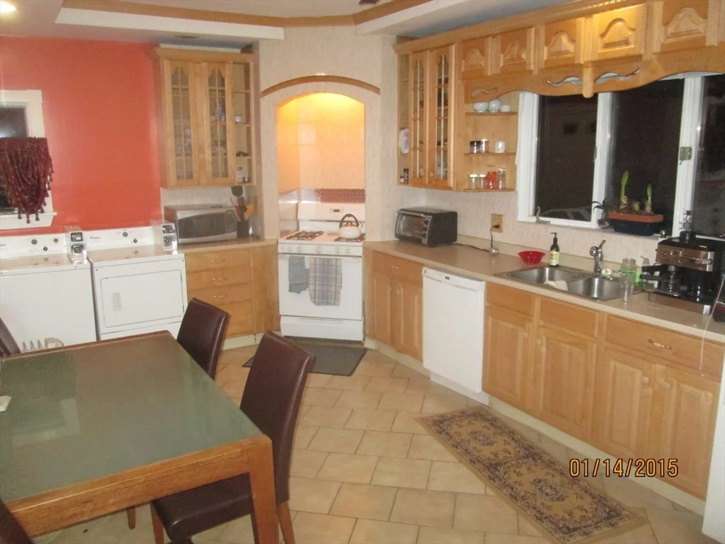 00 Mountain, Dorchester