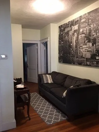 19 University Rd, Aspinwall Hill