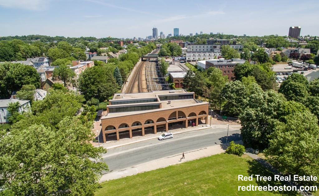 12 Saint Peter St, Jamaica Plain