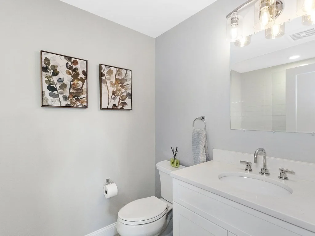 1789 Centre St, West Roxbury