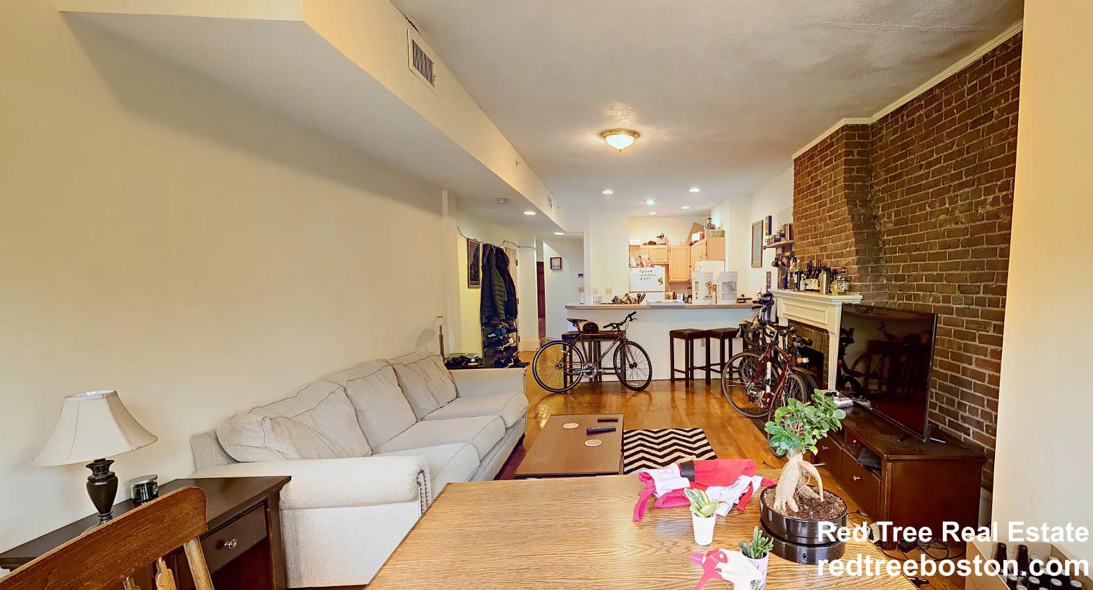 1406 Beacon St, Corey Hill