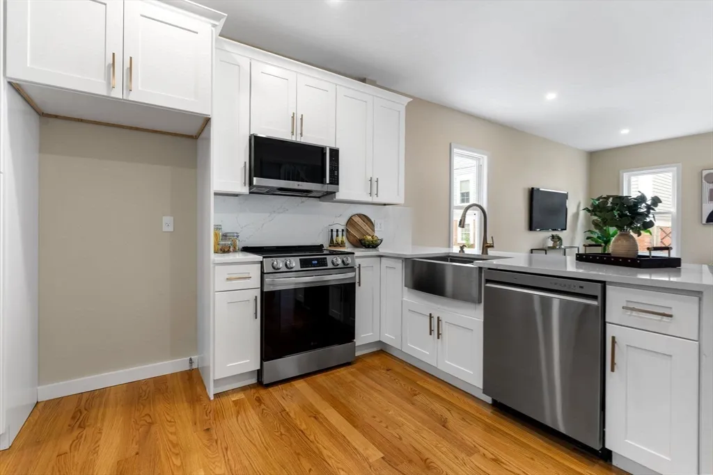 362 Silver St, South Boston