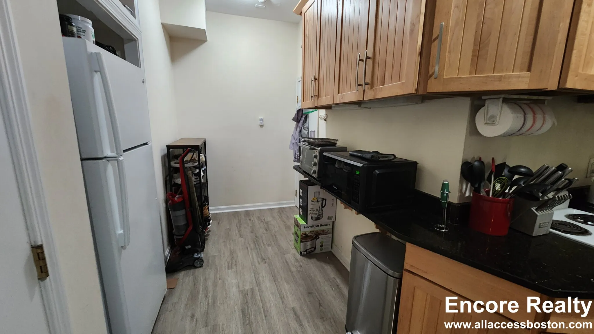 19 Aberdeen St, Fenway