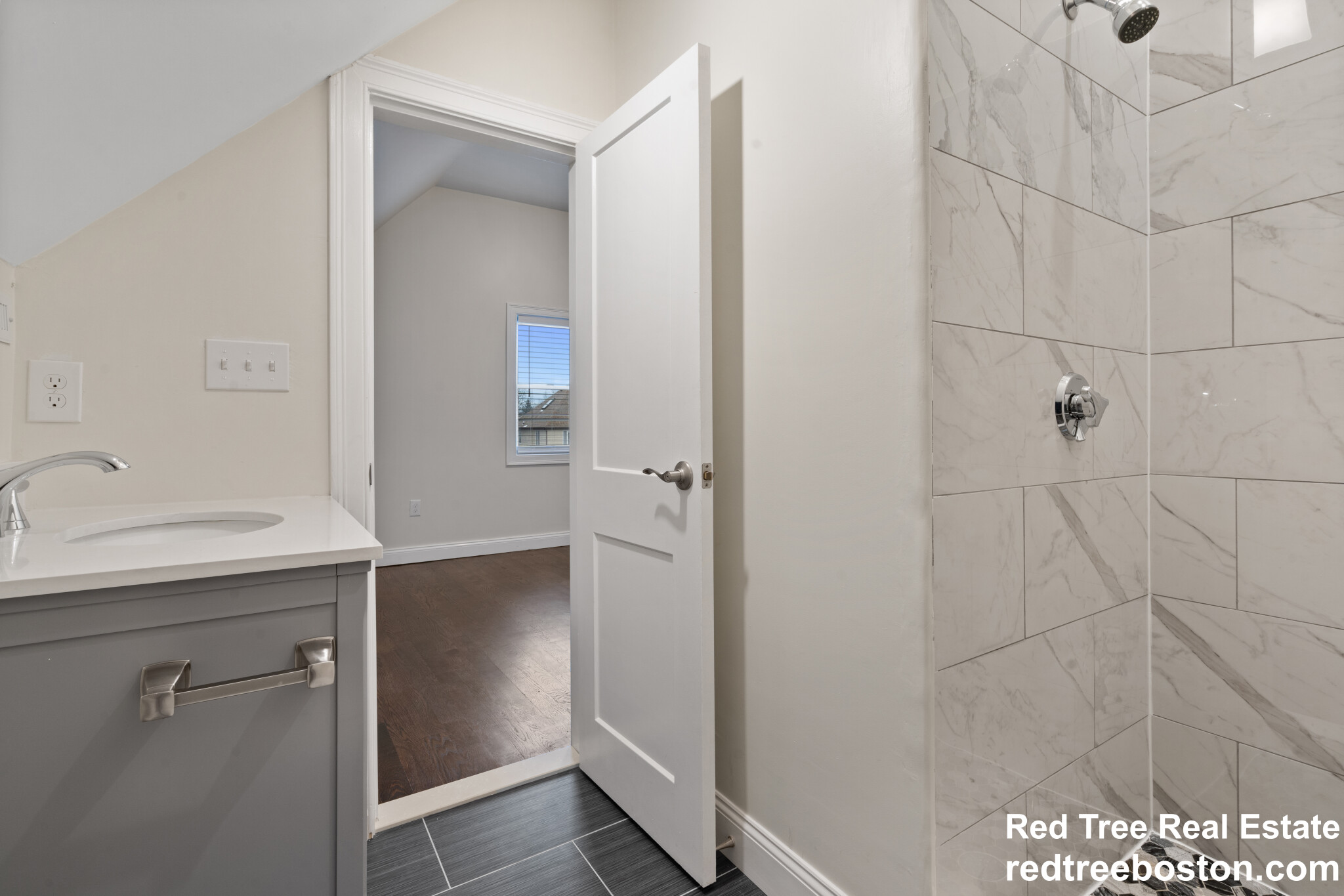 4 Chestnut Pl, Brighton