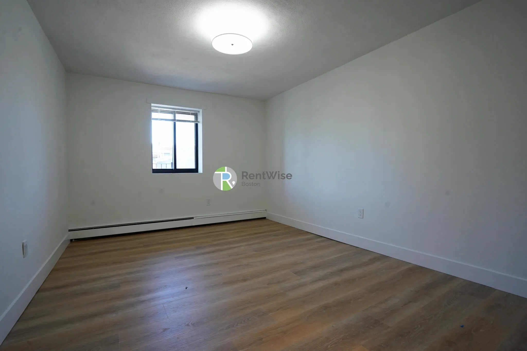 741 East 6th St, South Boston