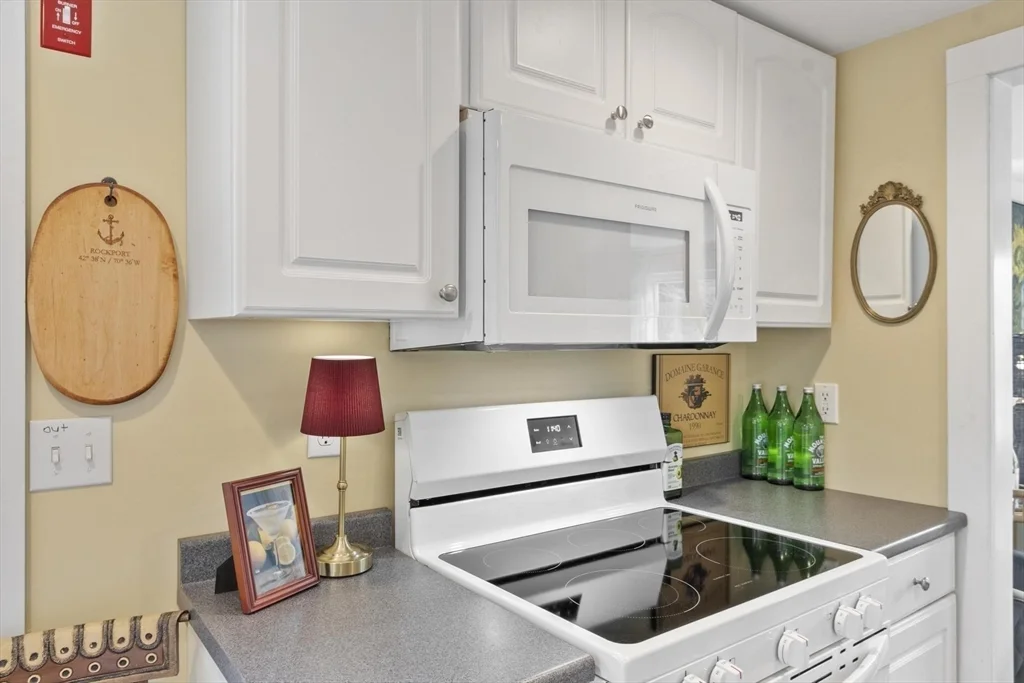 34 High St, Rockport