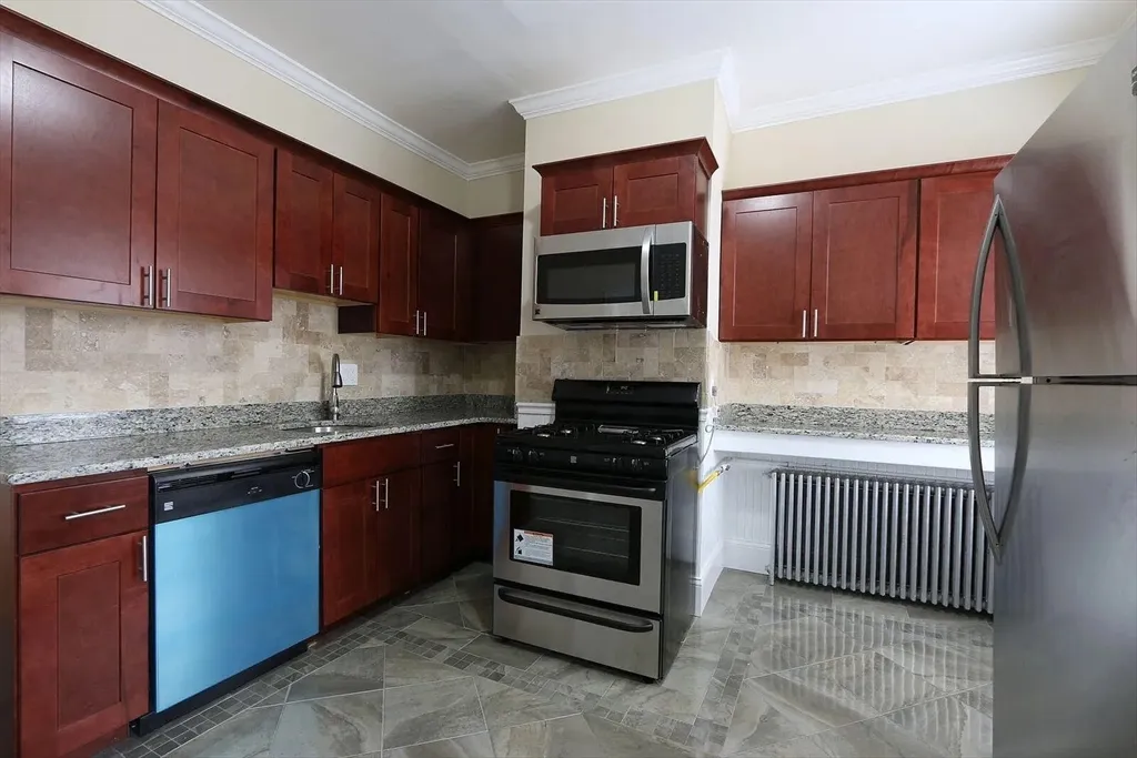 71 Walnut Park, Roxbury