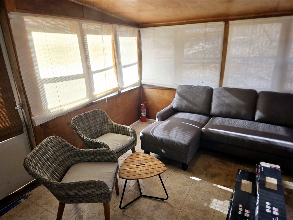 68 Southern Blvd, Plum Island