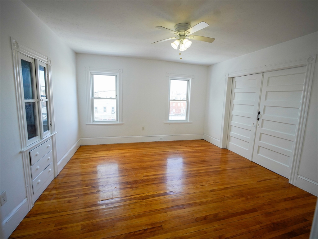 4 Greenwood St, Worcester