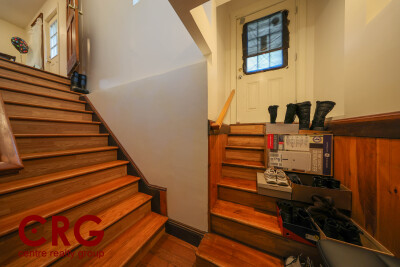 23 Indiana Ter, Newton Upper Falls