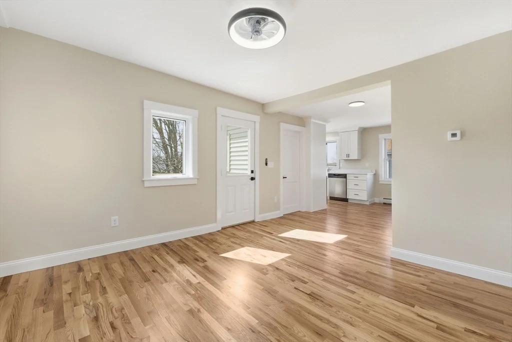 20 Beacon St, Gloucester