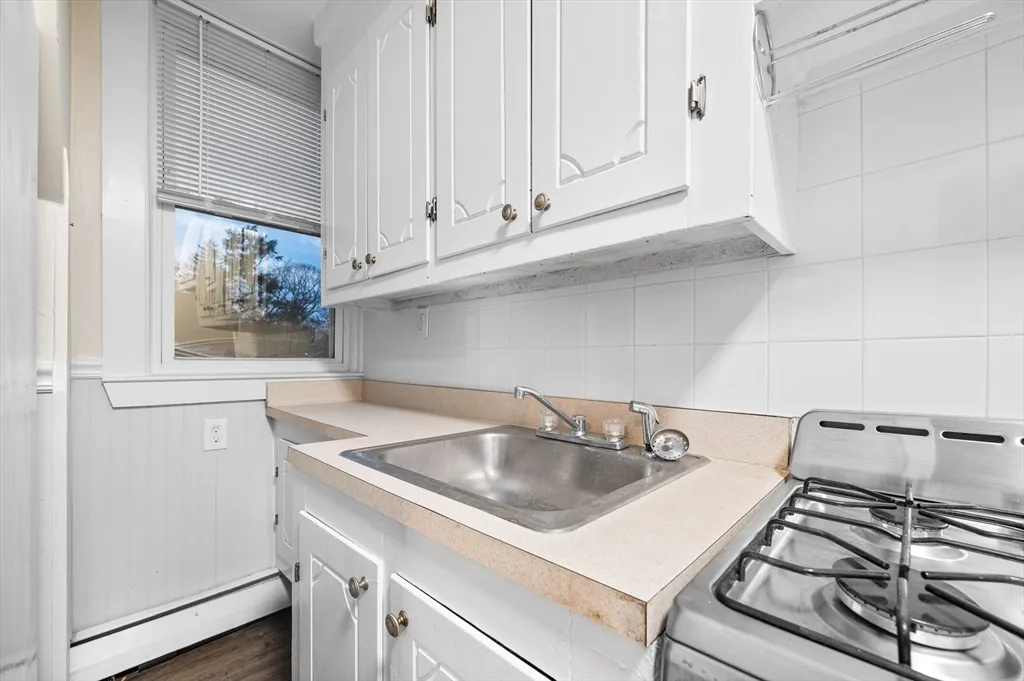 285 West Elm, Brockton