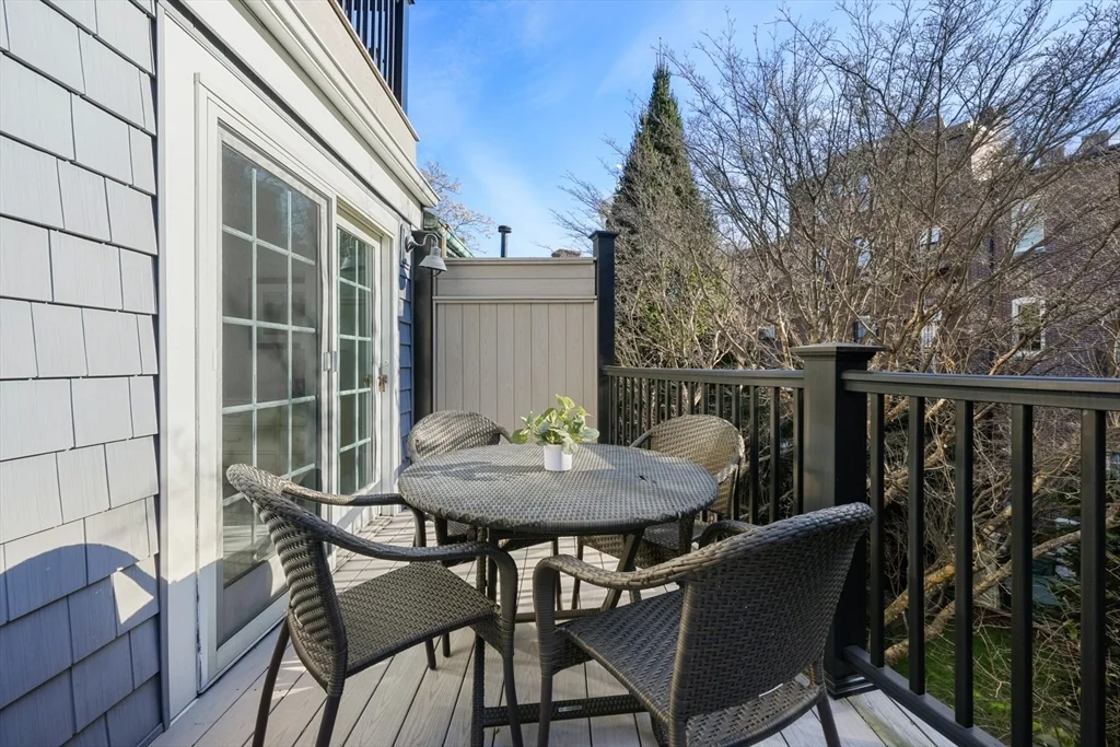 3 Mt Vernon Sq, Beacon Hill