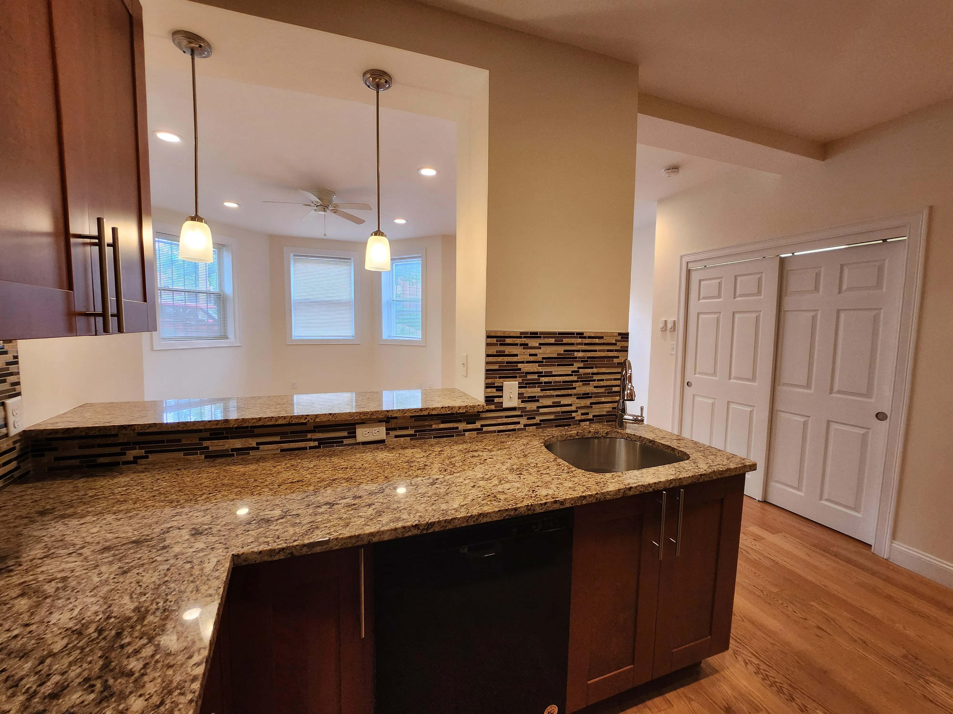 94 Brainerd Rd, Allston