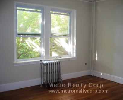 89 Strathmore, Brighton