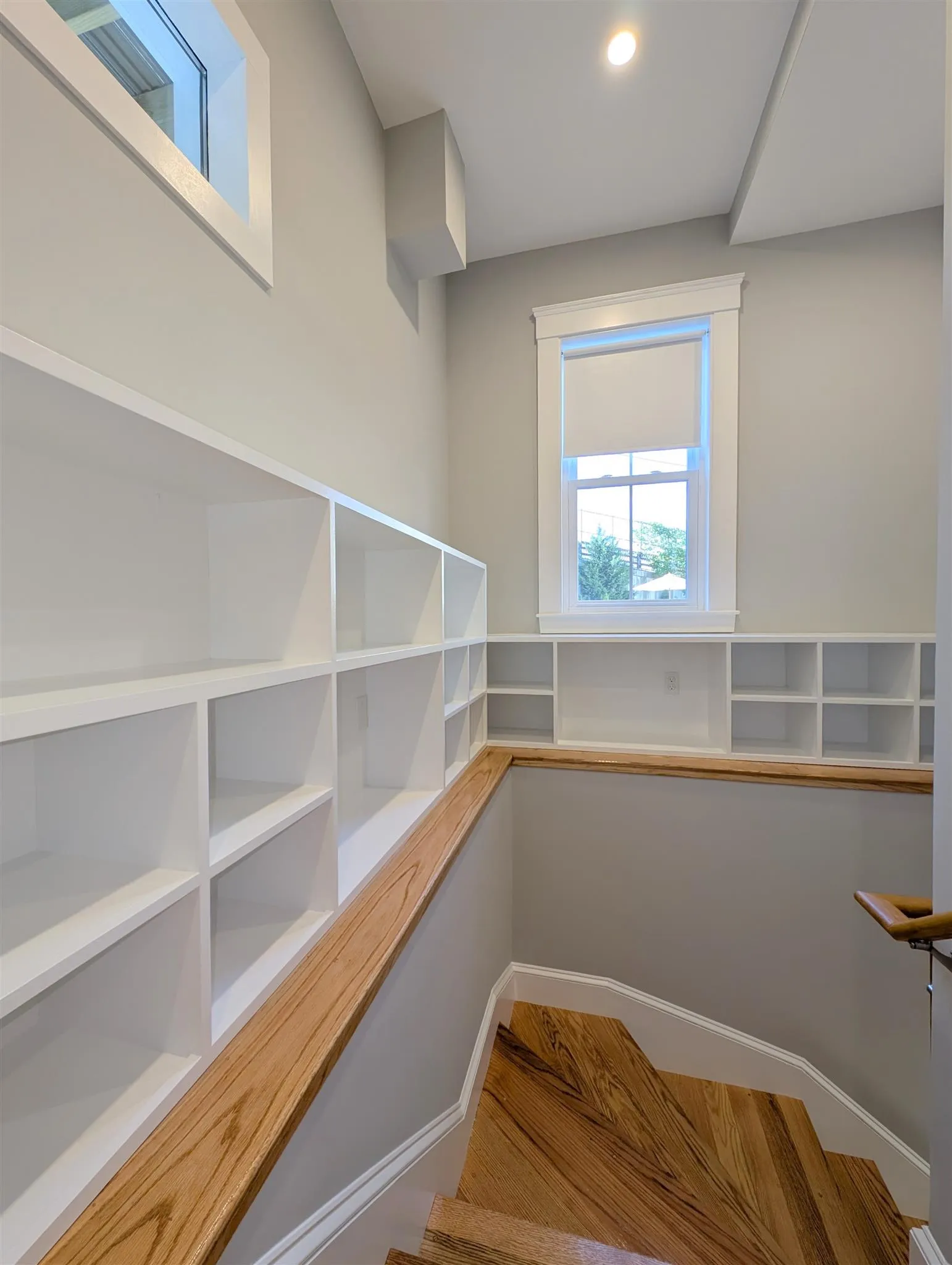 86 Orchard St, Medford