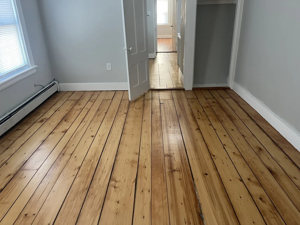 159 E Central, Franklin