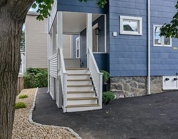 68 Edward St, Medford