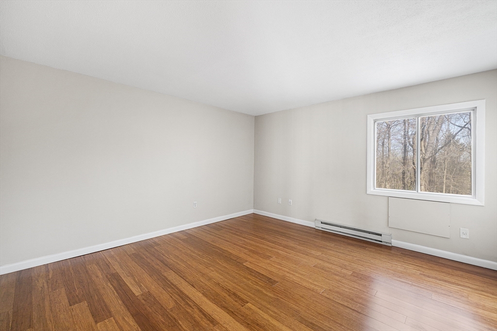 121 Bailey, Worcester