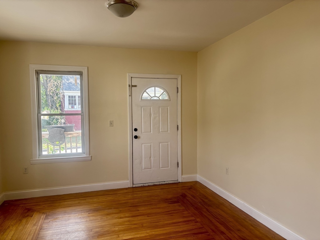 8 Stearns St, Worcester