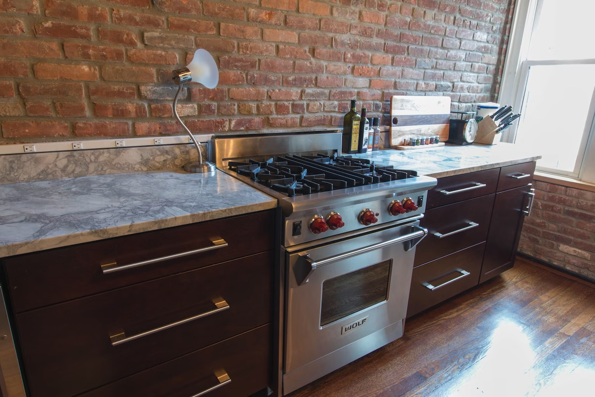 1870 Commonwealth Ave, Brighton