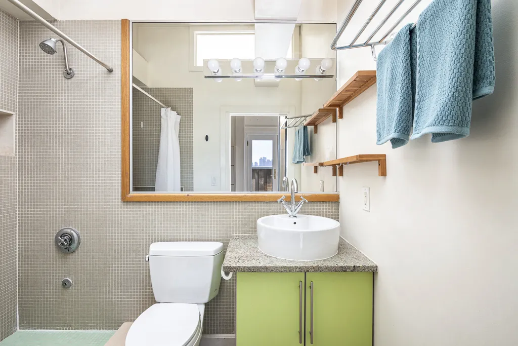 37 Winnisimmet St, East Boston