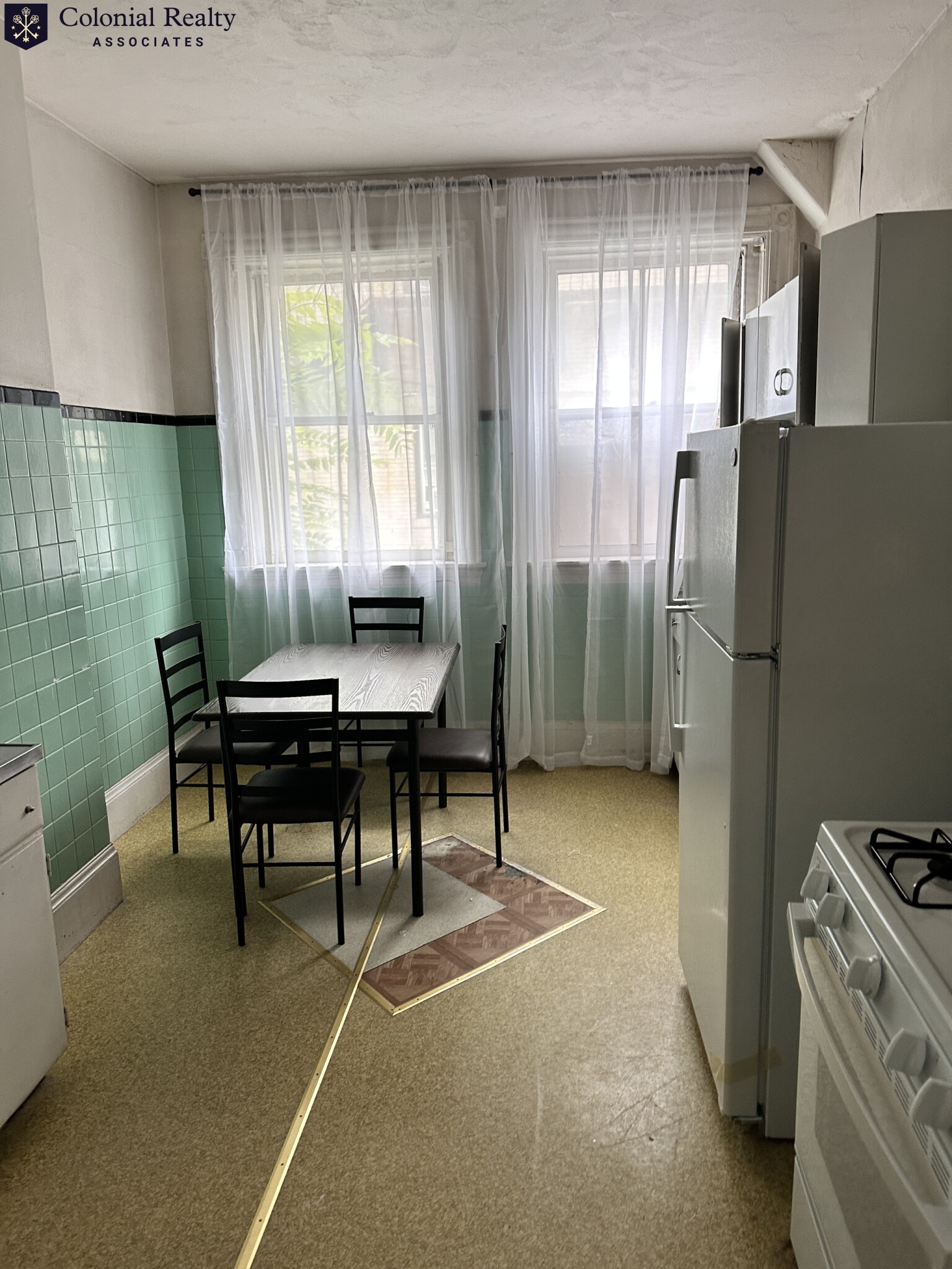 923 Beacon St, Fenway