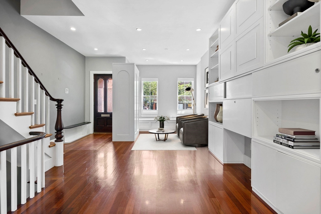 32 Clarendon, South End