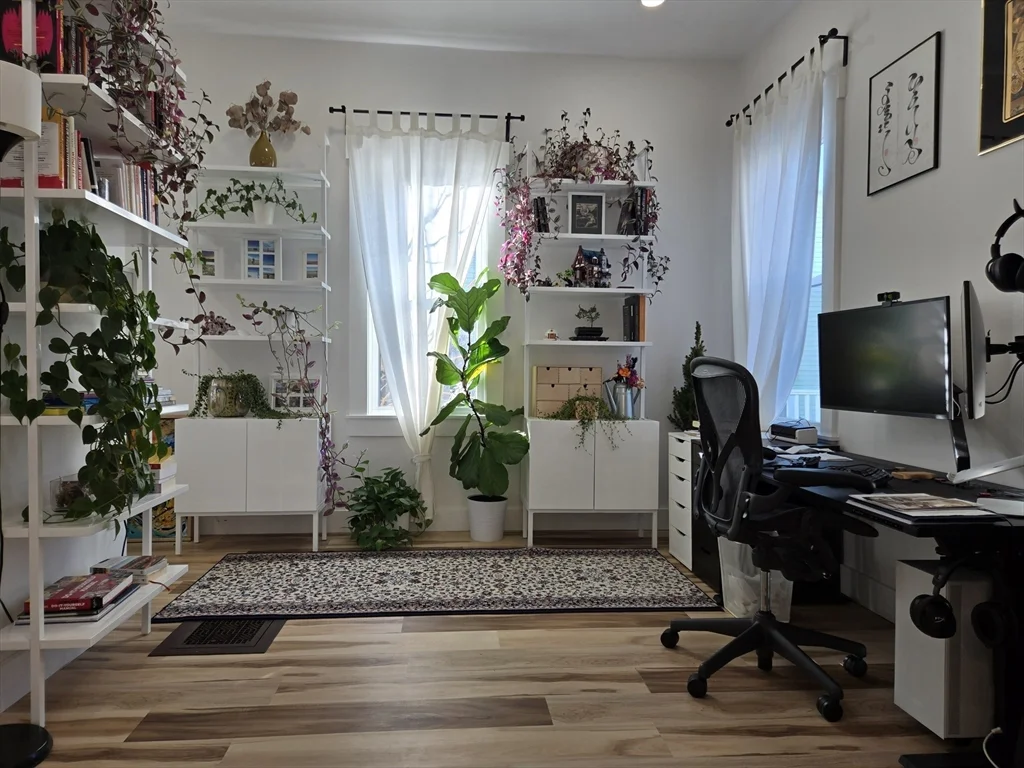 84 Dudley St, Medford