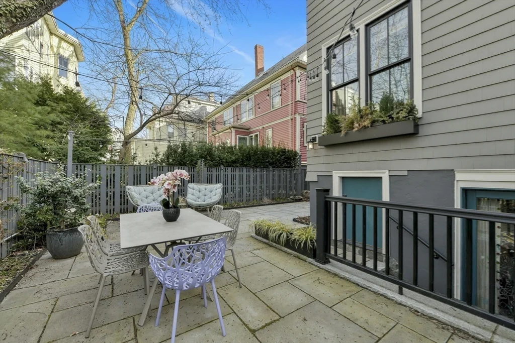 13 Greenough Ave, Mid Cambridge