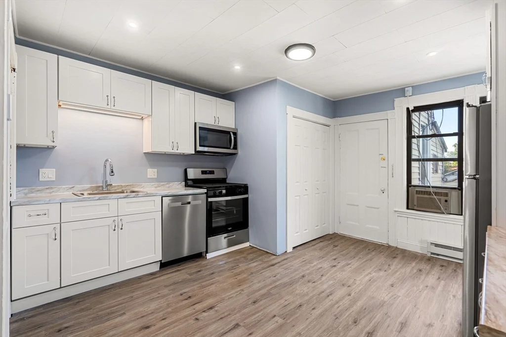 526 E 5th St, South Boston