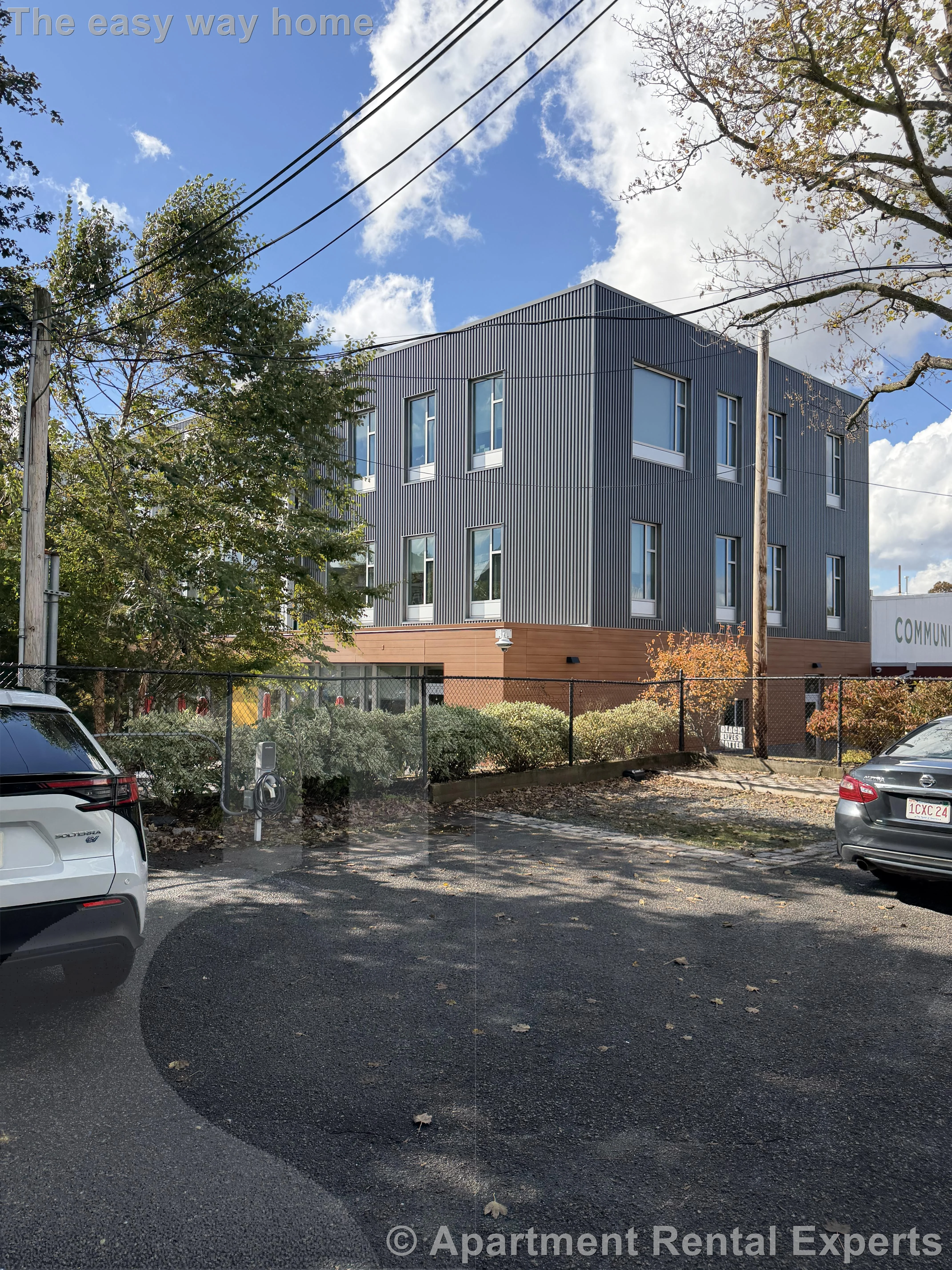 8 Marbury Terr, Jamaica Plain