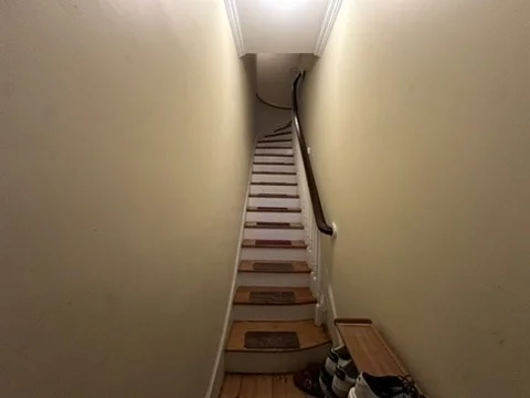 27 Essex St, The Port