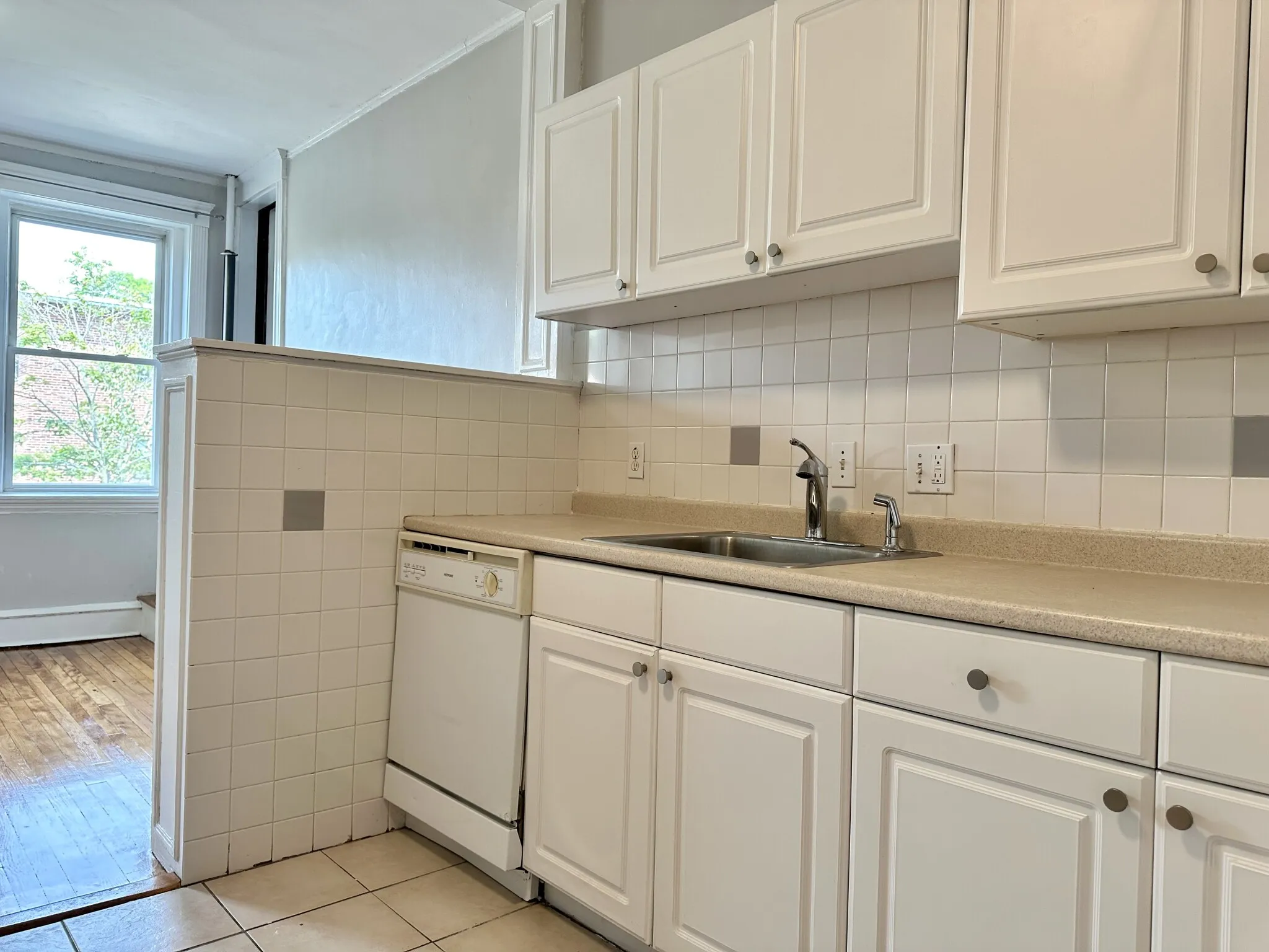 330 Saint Paul St, North Brookline