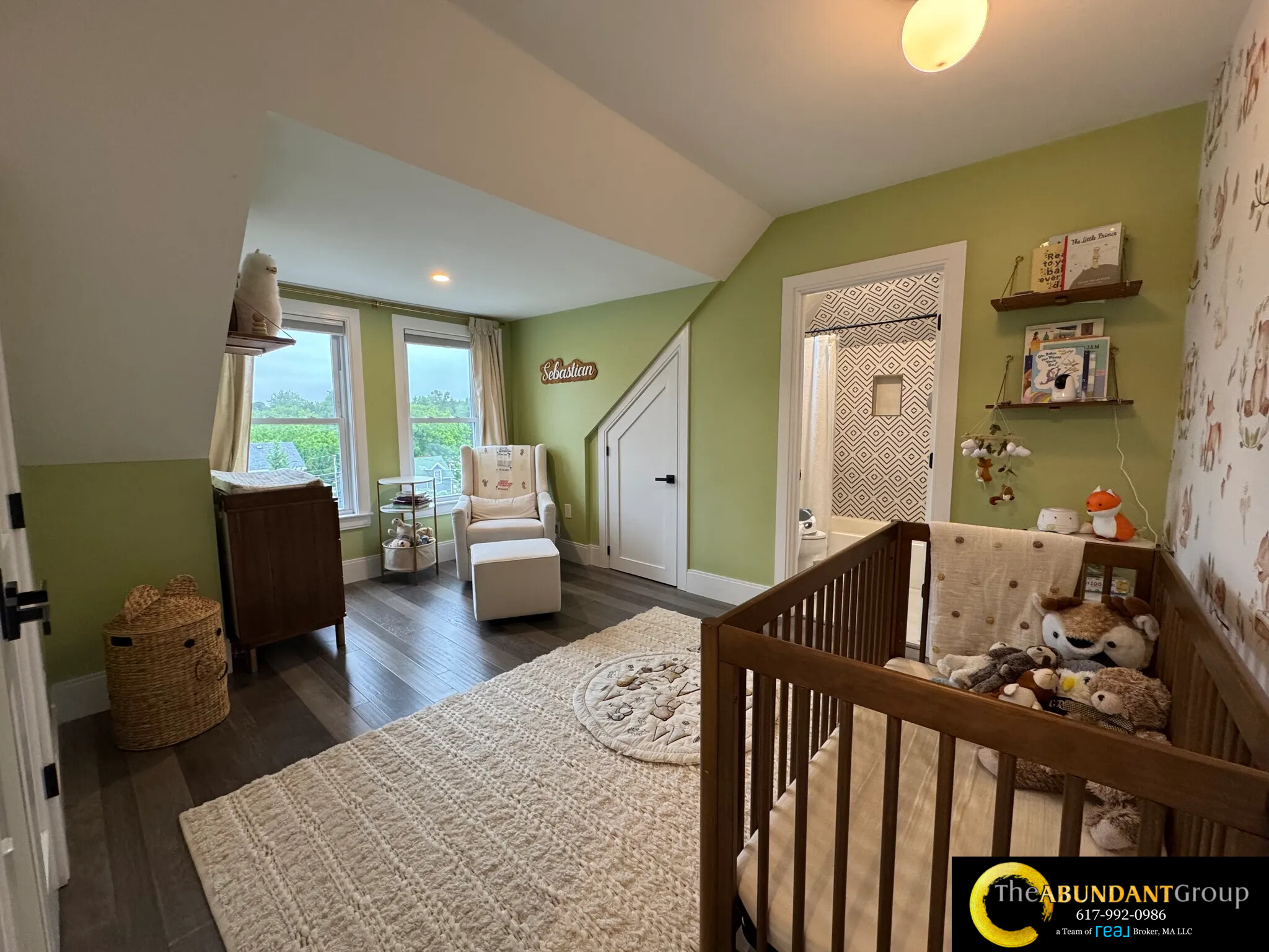 66 Calvary St, South Side